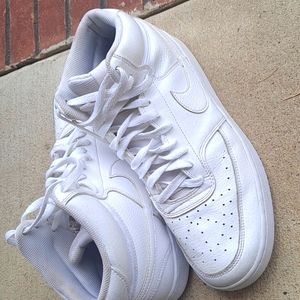 Nike Court Vision Mid Sneaker